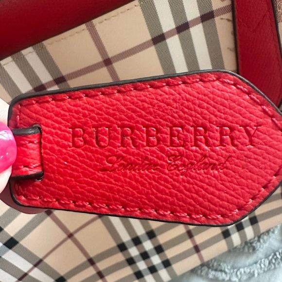 Burberry tote - Picture 5 of 12